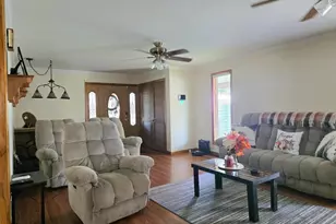 521 E 4th St, Cumberland, MD 21502 - Photo 9