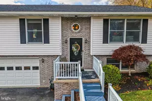 12507 Thornfield Cir NE, Cumberland, MD 21502 - Photo 9