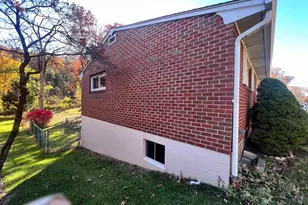 1074 Braddock Rd, Cumberland, MD 21502 - Photo 3