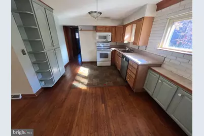 1074 Braddock Road, Cumberland, MD 21502 - Photo 11