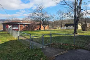 14201 Maple Leaf Dr SE, Cumberland, MD 21502 - Photo 7