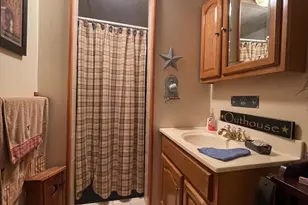 227 S Massachusetts Ave, Cumberland, MD 21502 - Photo 21