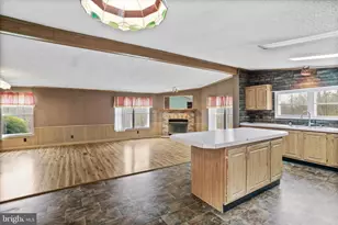 14214 Black Walnut Ln, Ellerslie, MD 21529 - Photo 5