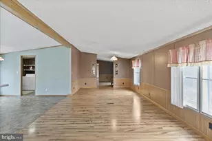 14214 Black Walnut Ln, Ellerslie, MD 21529 - Photo 9