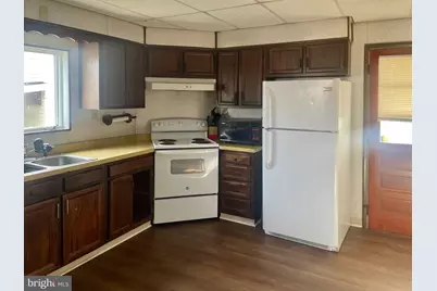 164 E College Avenue, Frostburg, MD 21532 - Photo 9