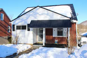 12024 Iris Ave, Cumberland, MD 21502 - Photo 3