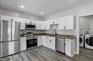 12702 Bowling St, Cumberland, MD 21502 - Photo 7