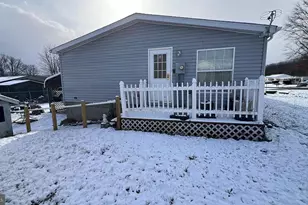 15104 Haines Dr SW, Cresaptown, MD 21502 - Photo 5