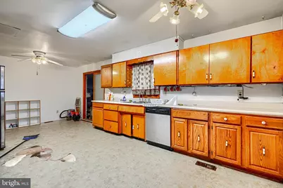 12516 Goldens Avenue SE, Cumberland, MD 21502 - Photo 11