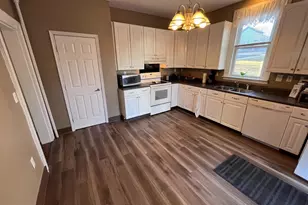 61 W Main St, Frostburg, MD 21532 - Photo 11