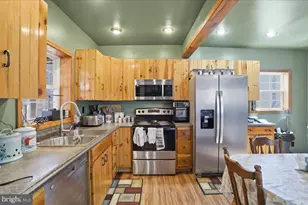 12604 Longs Hollow Rd SE, Cumberland, MD 21502 - Photo 5