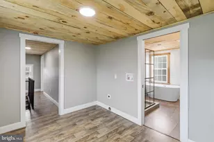 57 Washington St, Frostburg, MD 21532 - Photo 25