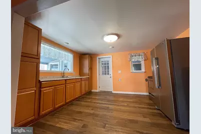 13002 Moores Hollow Road SE, Cumberland, MD 21502 - Photo 7