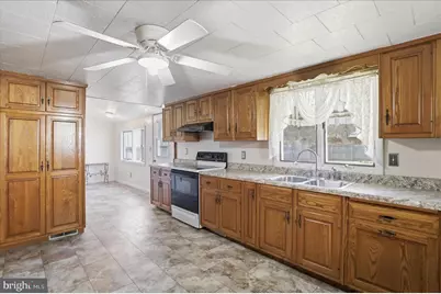 21802 National Pike NE, Flintstone, MD 21530 - Photo 11