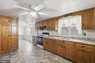 21802 National Pike NE, Flintstone, MD 21530 - Photo 11