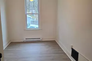 901 Shades Ln, Cumberland, MD 21502 - Photo 9