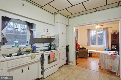 11305 Creek Road SE, Cumberland, MD 21502 - Photo 3