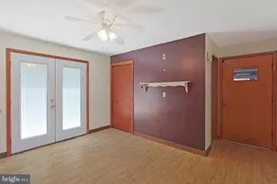 12043 Iris Ave, Cumberland, MD 21502 - Photo 15