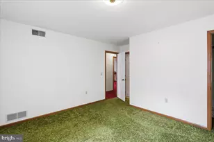 1048 Bishop Walsh Rd, Cumberland, MD 21502 - Photo 19