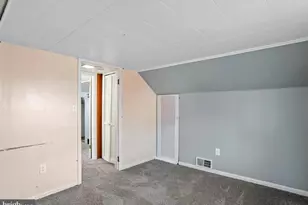 11611 Hickory Ave, Cumberland, MD 21502 - Photo 15