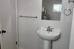 32 E Roberts St, Cumberland, MD 21502 - Photo 11