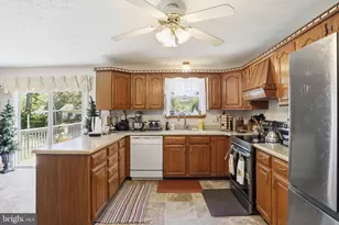 15604 Harvest Dr SW, Cresaptown, MD 21502 - Photo 9