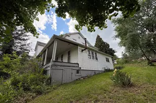 215 Hammond St, Westernport, MD 21562 - Photo 5