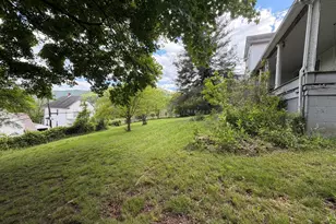 215 Hammond St, Westernport, MD 21562 - Photo 7