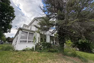 215 Hammond St, Westernport, MD 21562 - Photo 3