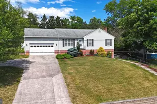 14115 Louise Dr SW, Cumberland, MD 21502 - Photo 5
