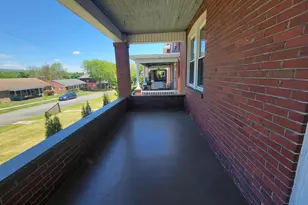 632 Hill Top Dr, Cumberland, MD 21502 - Photo 7