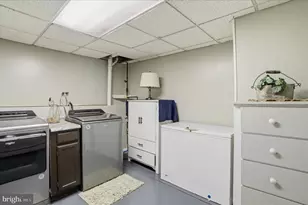10110 Hillcrest Dr, Cumberland, MD 21502 - Photo 31