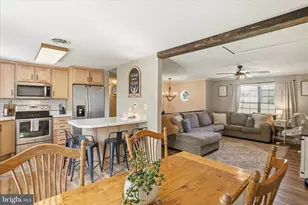 10110 Hillcrest Dr, Cumberland, MD 21502 - Photo 13