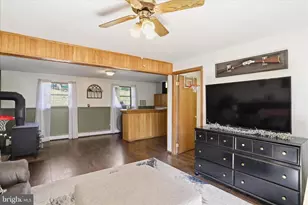 10110 Hillcrest Dr, Cumberland, MD 21502 - Photo 27