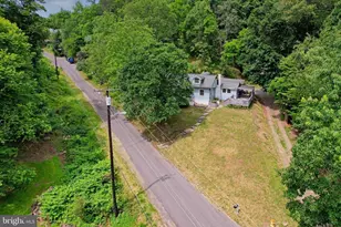 302 Wills Creek Ave, Cumberland, MD 21502 - Photo 3