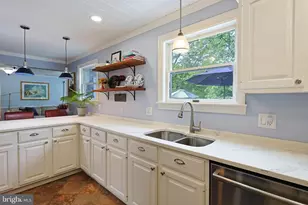 15206 Bourbon St SW, Cresaptown, MD 21502 - Photo 7