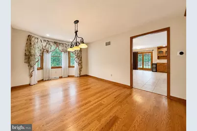 1022 Cherrywood Avenue, Cumberland, MD 21502 - Photo 9