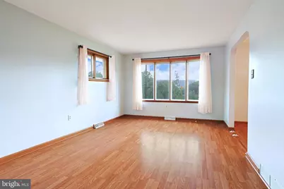 304 Baughman Street, Westernport, MD 21562 - Photo 5