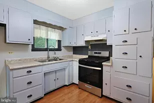 304 Baughman St, Westernport, MD 21562 - Photo 13