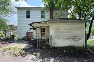638 Lincoln St, Cumberland, MD 21502 - Photo 1