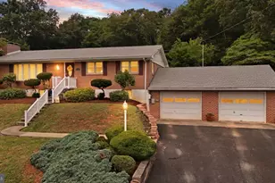 13005 Mallard St, Cumberland, MD 21502 - Photo 1
