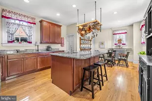 11 S Smallwood St, Cumberland, MD 21502 - Photo 9