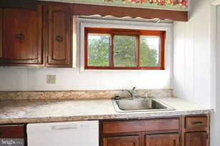 129 Bowery St, Frostburg, MD 21532 - Photo 13