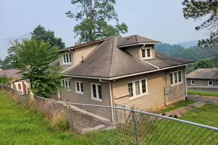 885 Braddock Rd, Cumberland, MD 21502 - Photo 3