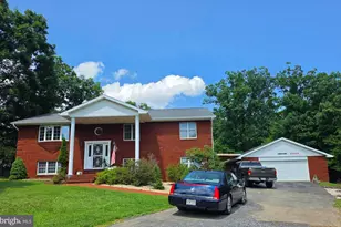 13806 Briarwood Dr SW, Cumberland, MD 21502 - Photo 3