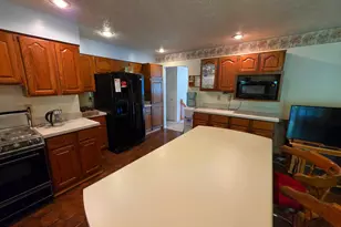 13806 Briarwood Dr SW, Cumberland, MD 21502 - Photo 11