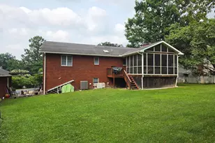 13806 Briarwood Dr SW, Cumberland, MD 21502 - Photo 9
