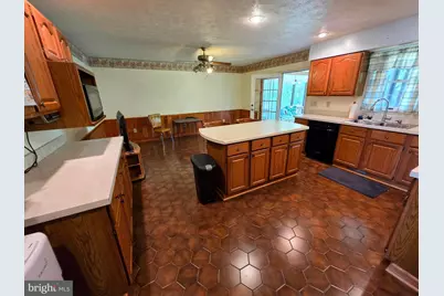 13806 Briarwood Drive SW, Cumberland, MD 21502 - Photo 7