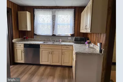 22 S Massachusetts Avenue, Cumberland, MD 21502 - Photo 9