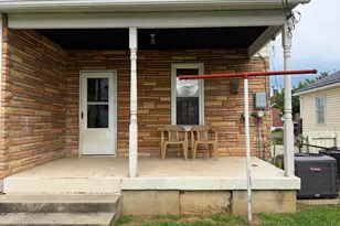 22 S Massachusetts Ave, Cumberland, MD 21502 - Photo 5